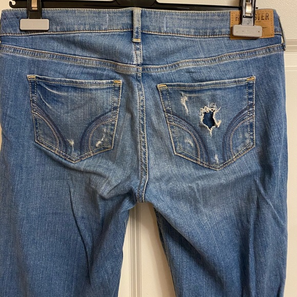 Medium wash skinny jean - Picture 5 of 5